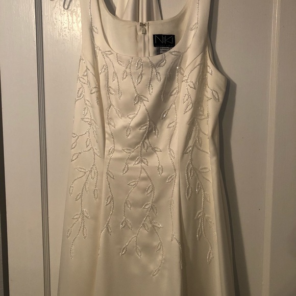 Formal Dress - Picture 2 of 3